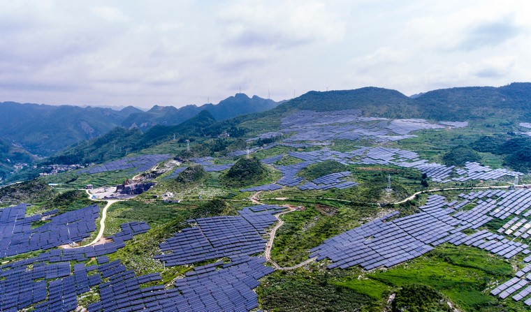 水面光伏開發(fā)條件，如何在水面上申請(qǐng)安裝光伏