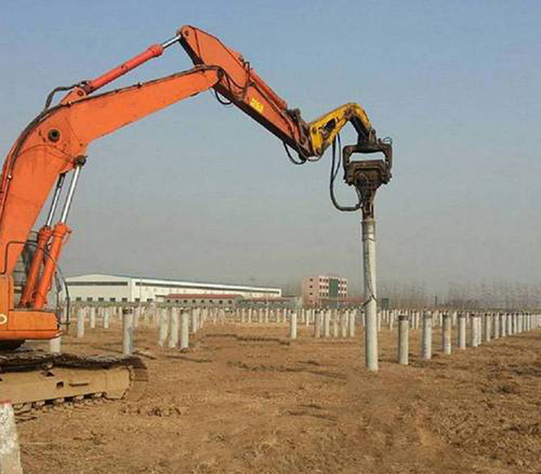 打樁機(jī)：山地光伏打樁的基本要求，光伏打樁前需要做什么工作