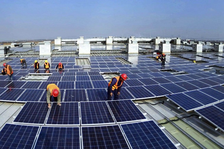 光伏陣列管樁怎么接地，100平方陣列式光伏可安裝多少千瓦