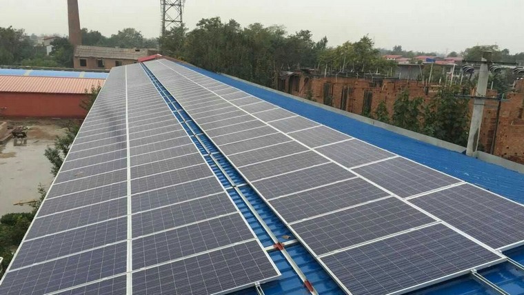 持續(xù)高溫天，為何反而對光伏發(fā)電不利