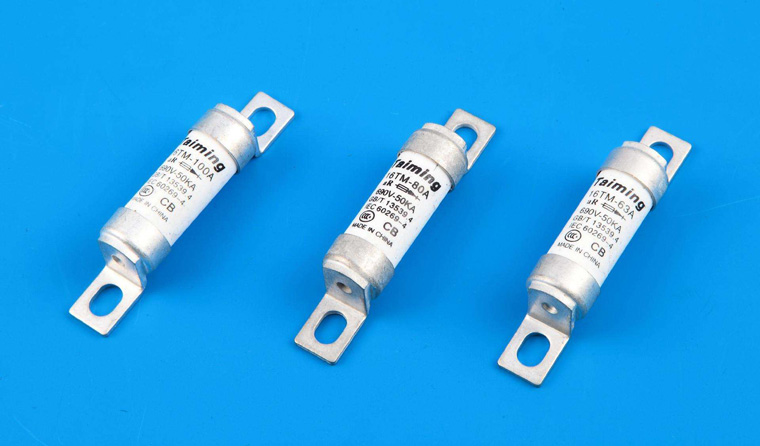 光伏熔斷器在什么情況下會(huì)發(fā)生熔斷 光伏熔斷器在什么情況下會(huì)發(fā)生熔斷