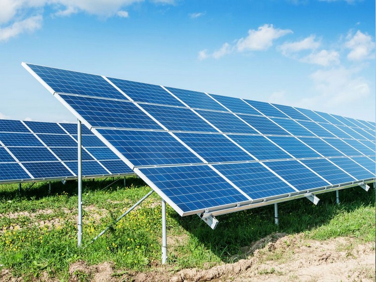 如何以峰值日照時(shí)數(shù)計(jì)算光伏組件功率 如何以峰值日照時(shí)數(shù)計(jì)算光伏組件功率