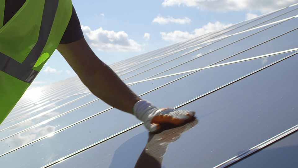 150kW商用光伏系統(tǒng)部件如何布置 150kW商用光伏系統(tǒng)部件如何布置